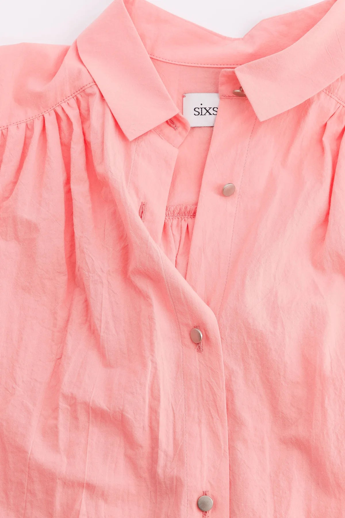 Chemise-manche-courte-loose-popeline-rose-nelly_Rose4_21e0a9c8-4716-4882-959e-f5f8e7e45711.webp