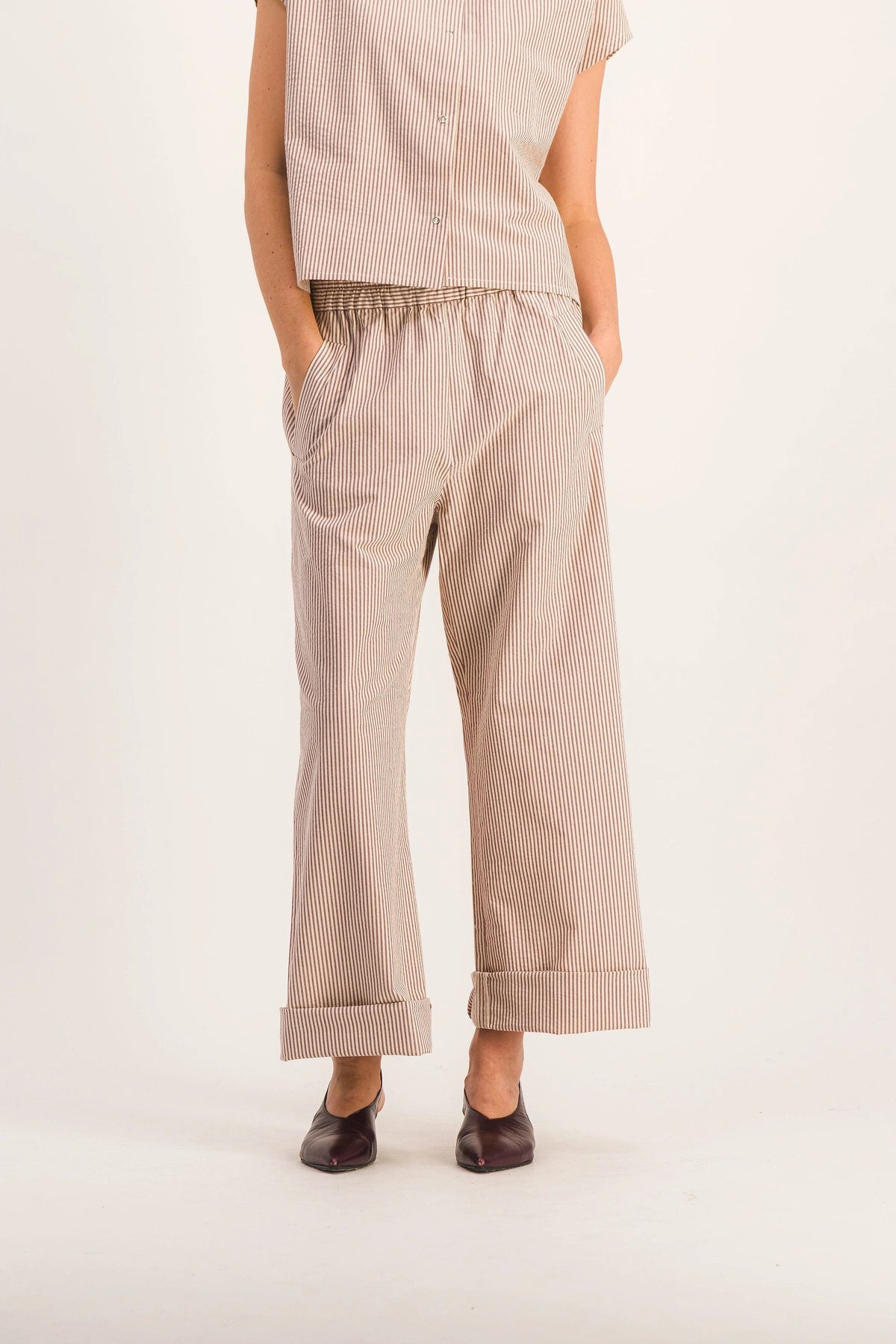 Pantalon-ample-coton-rayures-bordeaux-zaho_Rayures9.webp