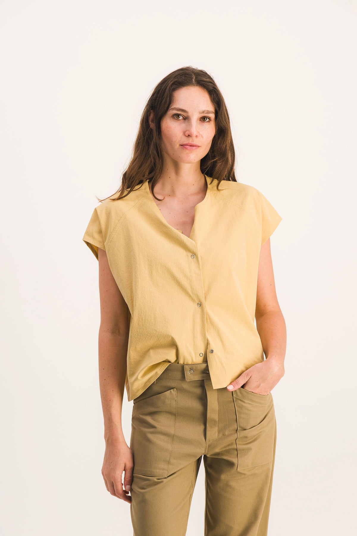 Top-manches-courtes-pressions-seersucker-jaune-paulo_Jaune3.webp