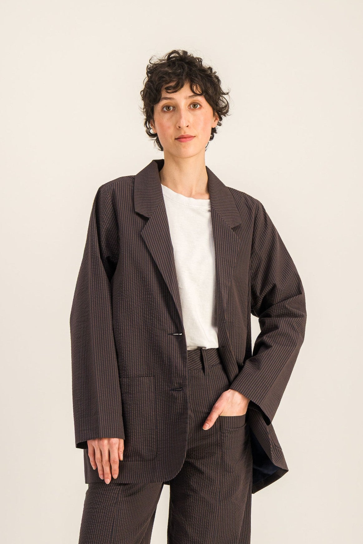 Veste-seersucker-rayures-brun-noir-radizaBrun6.jpg
